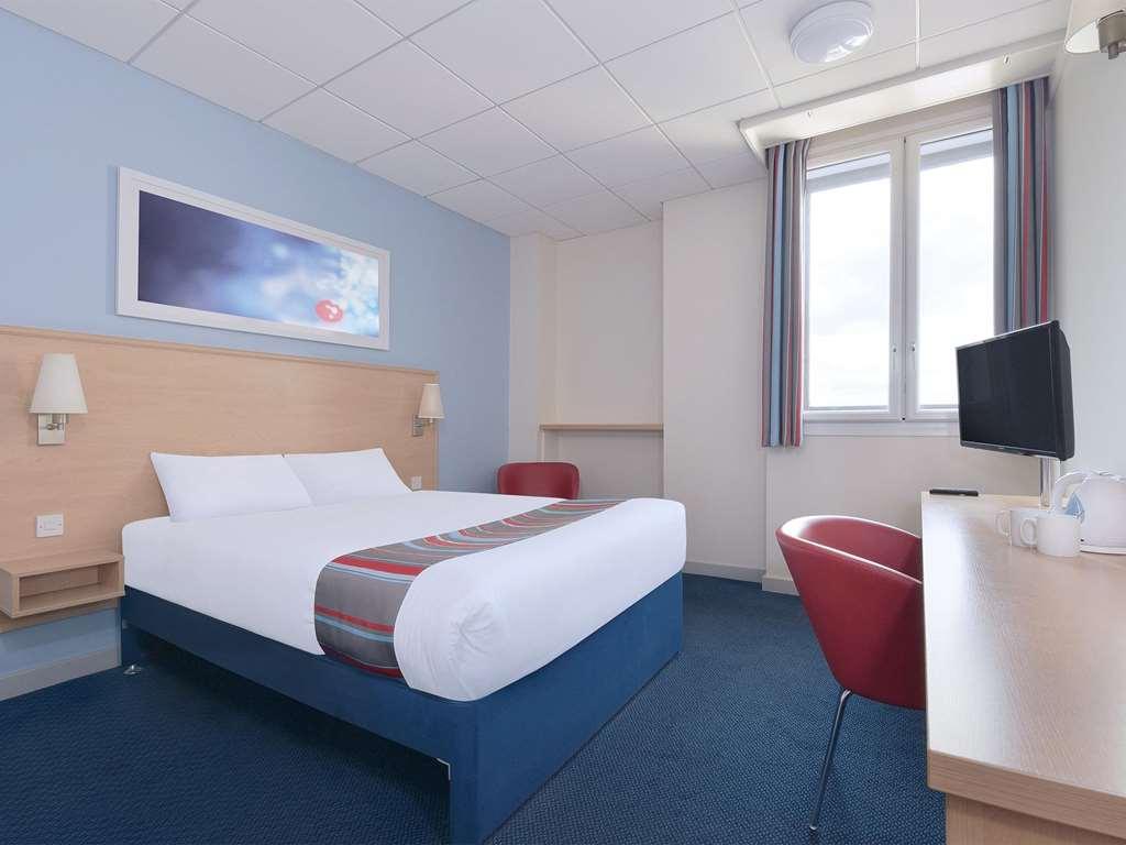 Travelodge Stirling M80 Cambusbarron Habitación foto