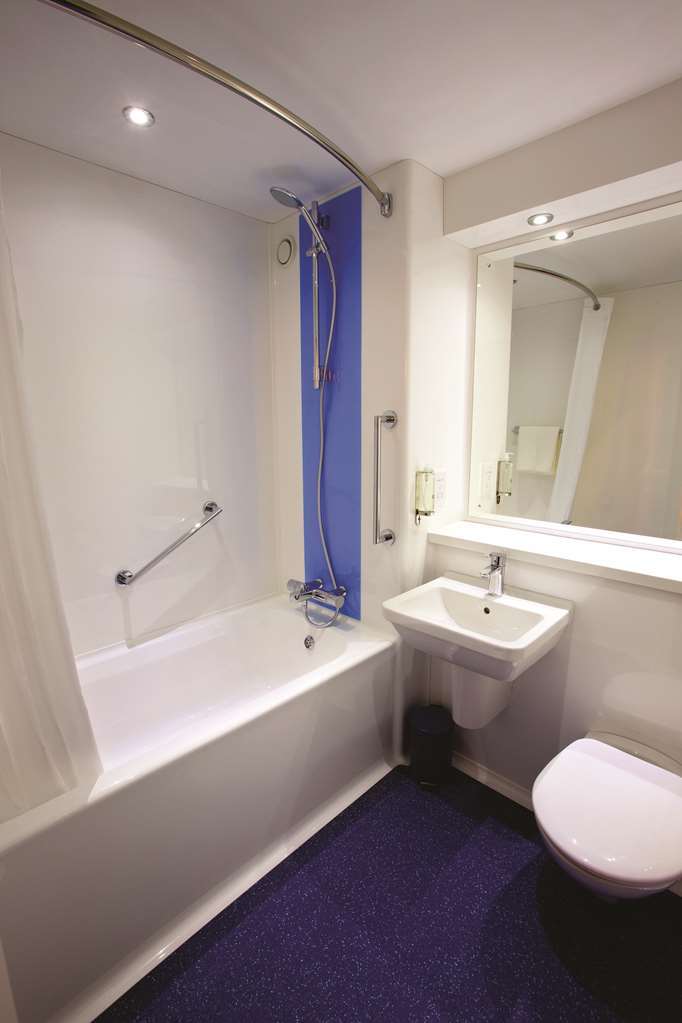 Travelodge Stirling M80 Cambusbarron Habitación foto