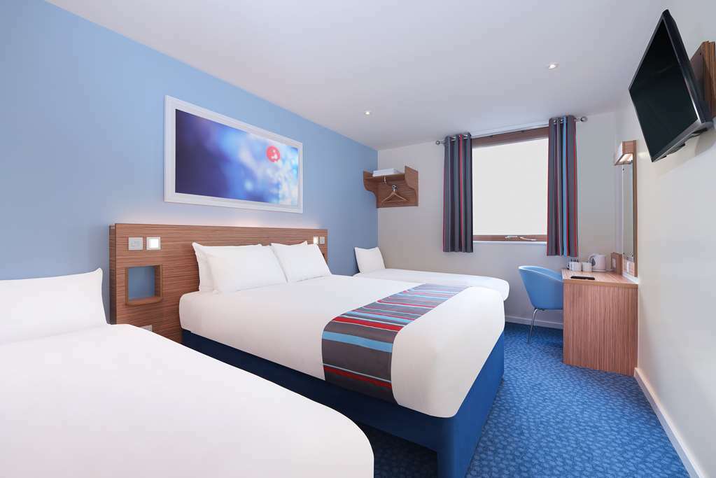 Travelodge Stirling M80 Cambusbarron Habitación foto